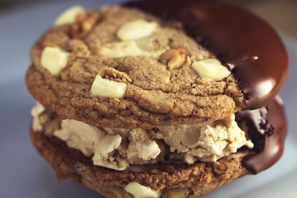 ice cream sandwich with coffee ic cream and white chocolate chunk cookies