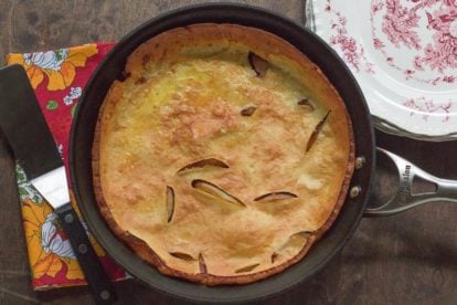 Low FODMAP Ginger Peach Dutch Baby Pancake in skillet_