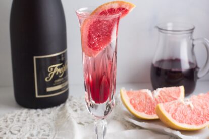 low FODMAP sea breeze mimosa in glass