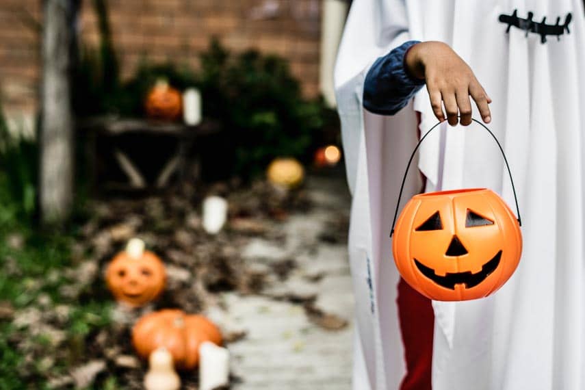 Low FODMAP Candy for Halloween - what candy can I eat when following the low FODMAP diet?